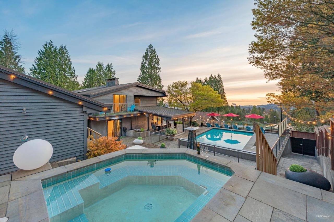 Cypress: Private Bedroom/Bathroom/Office, With Shared Pool, Hot Tub North Vancouver Exterior foto