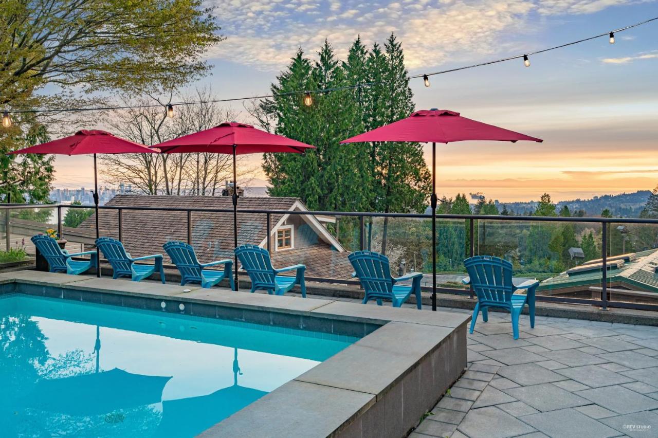 Cypress: Private Bedroom/Bathroom/Office, With Shared Pool, Hot Tub North Vancouver Exterior foto