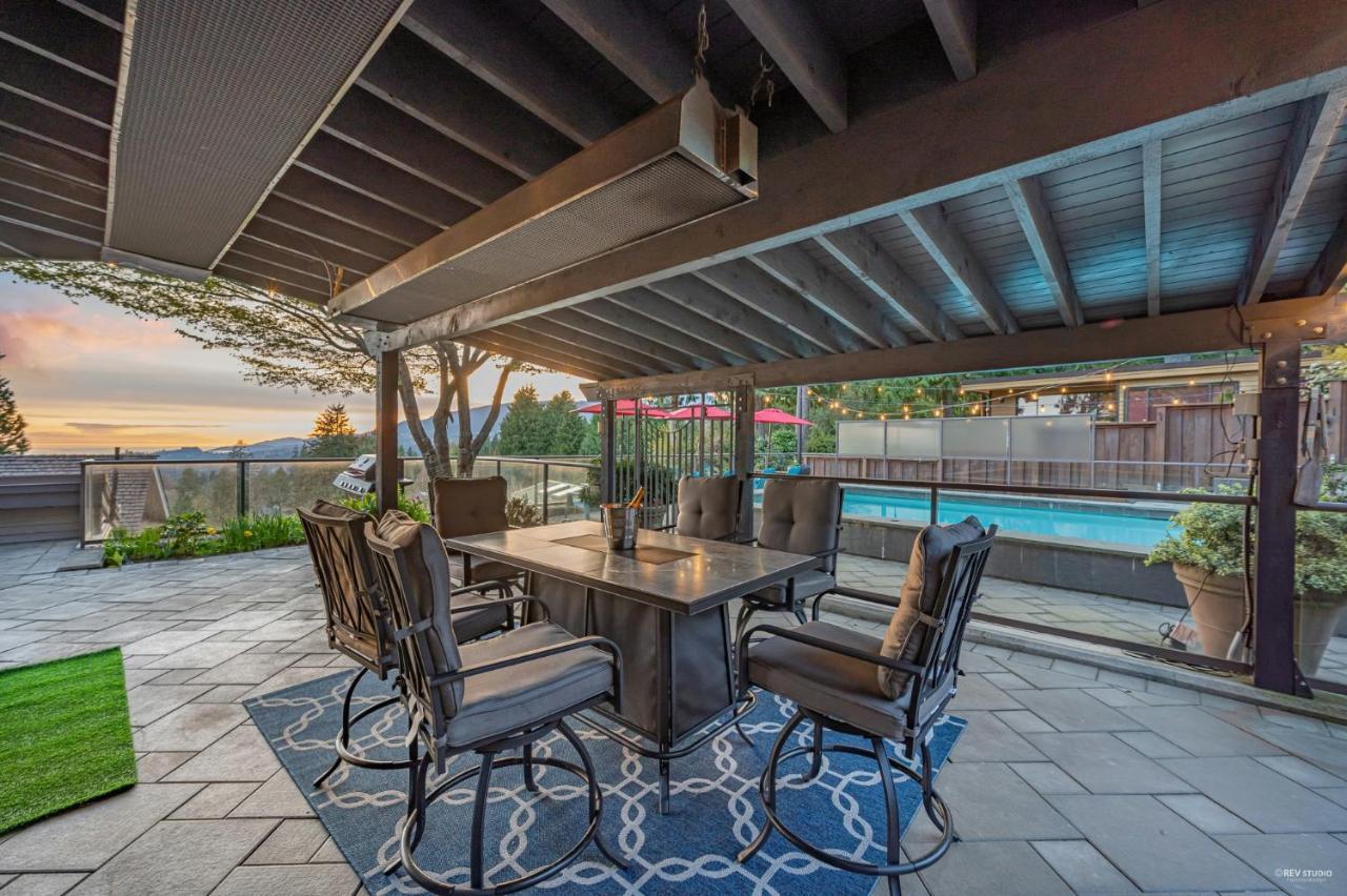 Cypress: Private Bedroom/Bathroom/Office, With Shared Pool, Hot Tub North Vancouver Exterior foto
