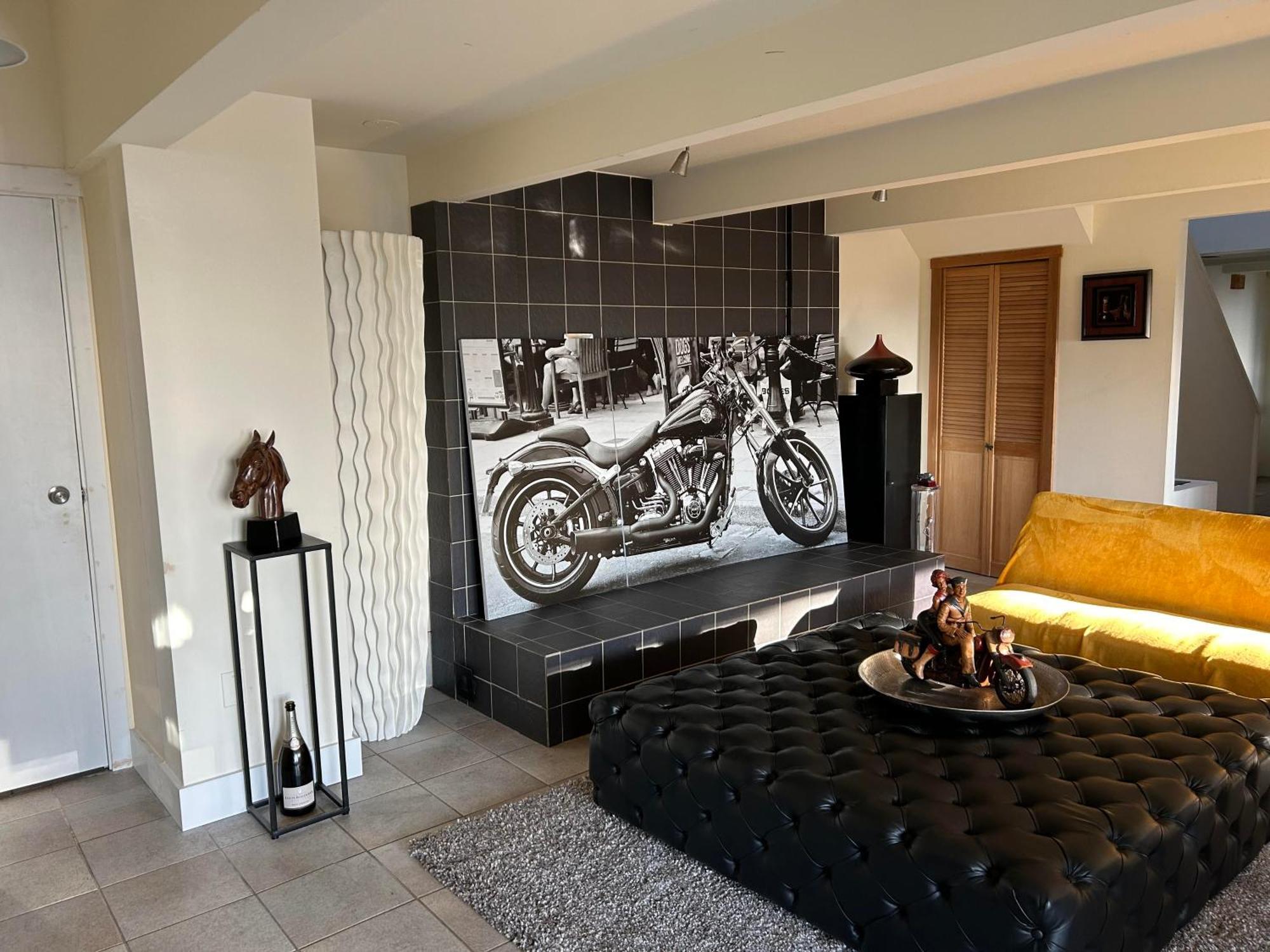 Cypress: Private Bedroom/Bathroom/Office, With Shared Pool, Hot Tub North Vancouver Exterior foto
